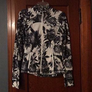Lululemon floral forme jacket size 6